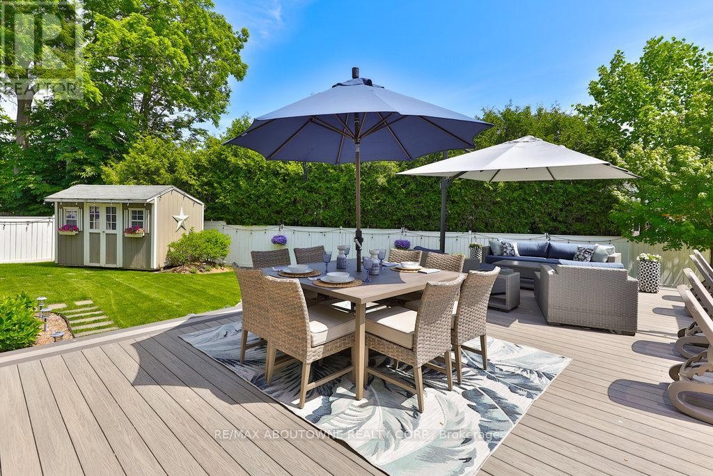 












408 SAVILLE CRESCENT

,
Oakville (WO West),




Ontario
L6L3T8

