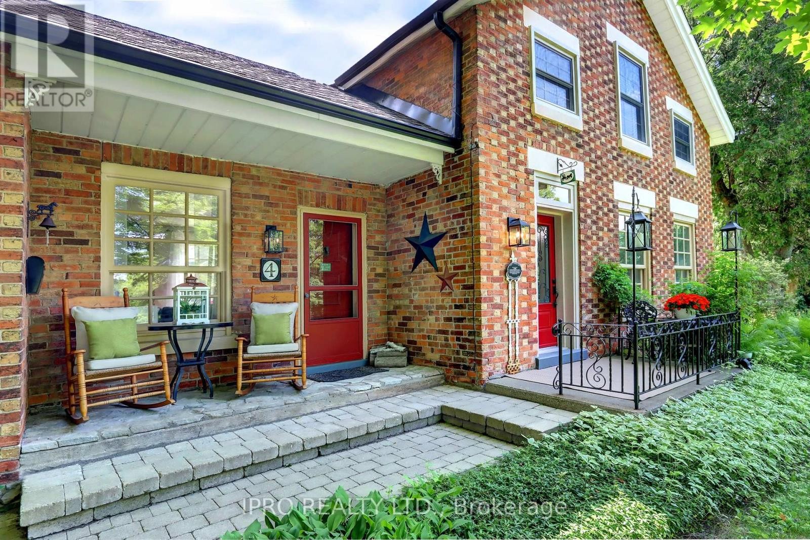 












4 STEWARTTOWN ROAD

,
Halton Hills (Stewarttown),




Ontario
L7G4S5

