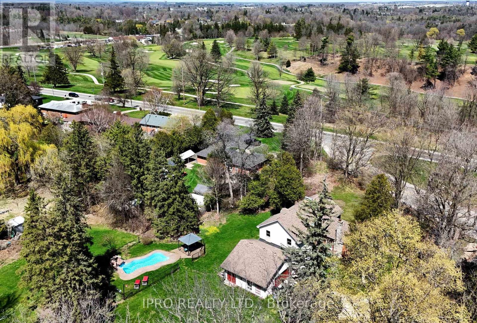












4 STEWARTTOWN ROAD

,
Halton Hills (Stewarttown),




Ontario
L7G4S5

