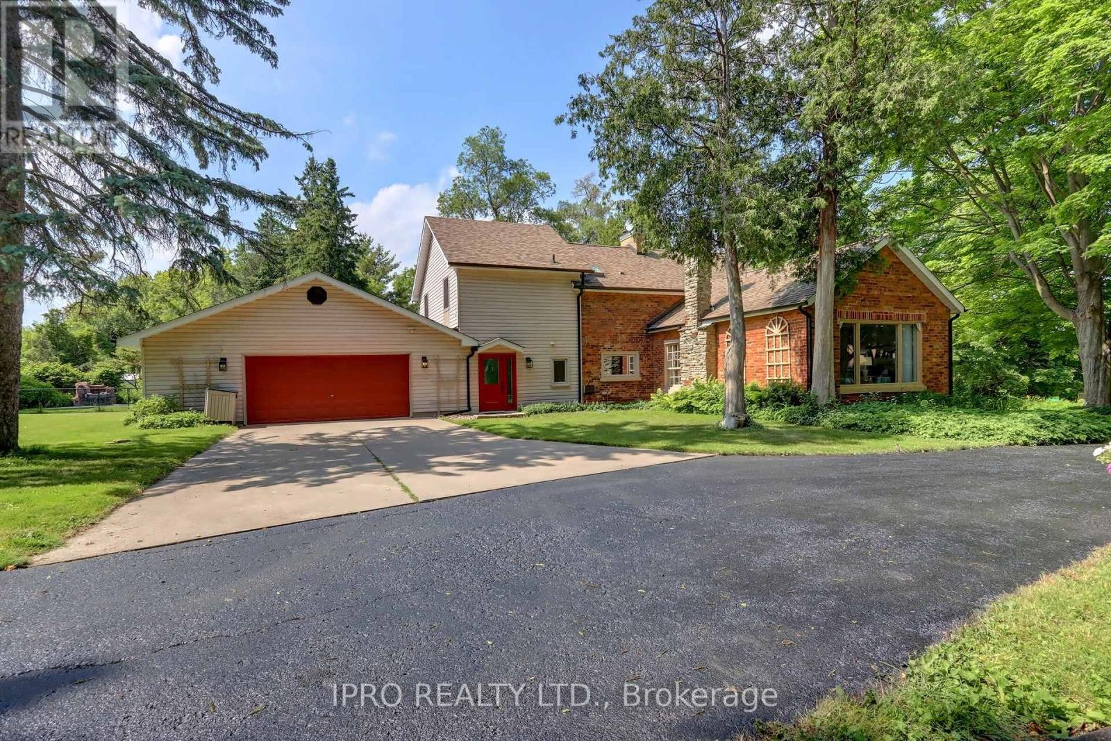 












4 STEWARTTOWN ROAD

,
Halton Hills (Stewarttown),




Ontario
L7G4S5

