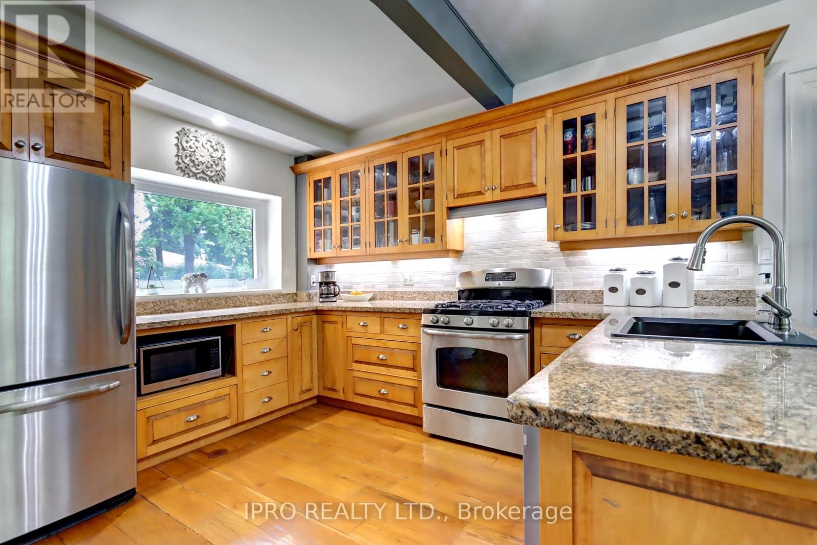 












4 STEWARTTOWN ROAD

,
Halton Hills (Stewarttown),




Ontario
L7G4S5

