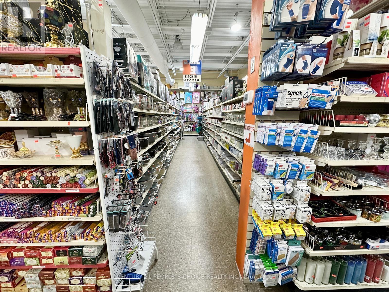 












120,121 - 5602 TENTH LINE W

,
Mississauga (Churchill Meadows),




Ontario
L5M7L9

