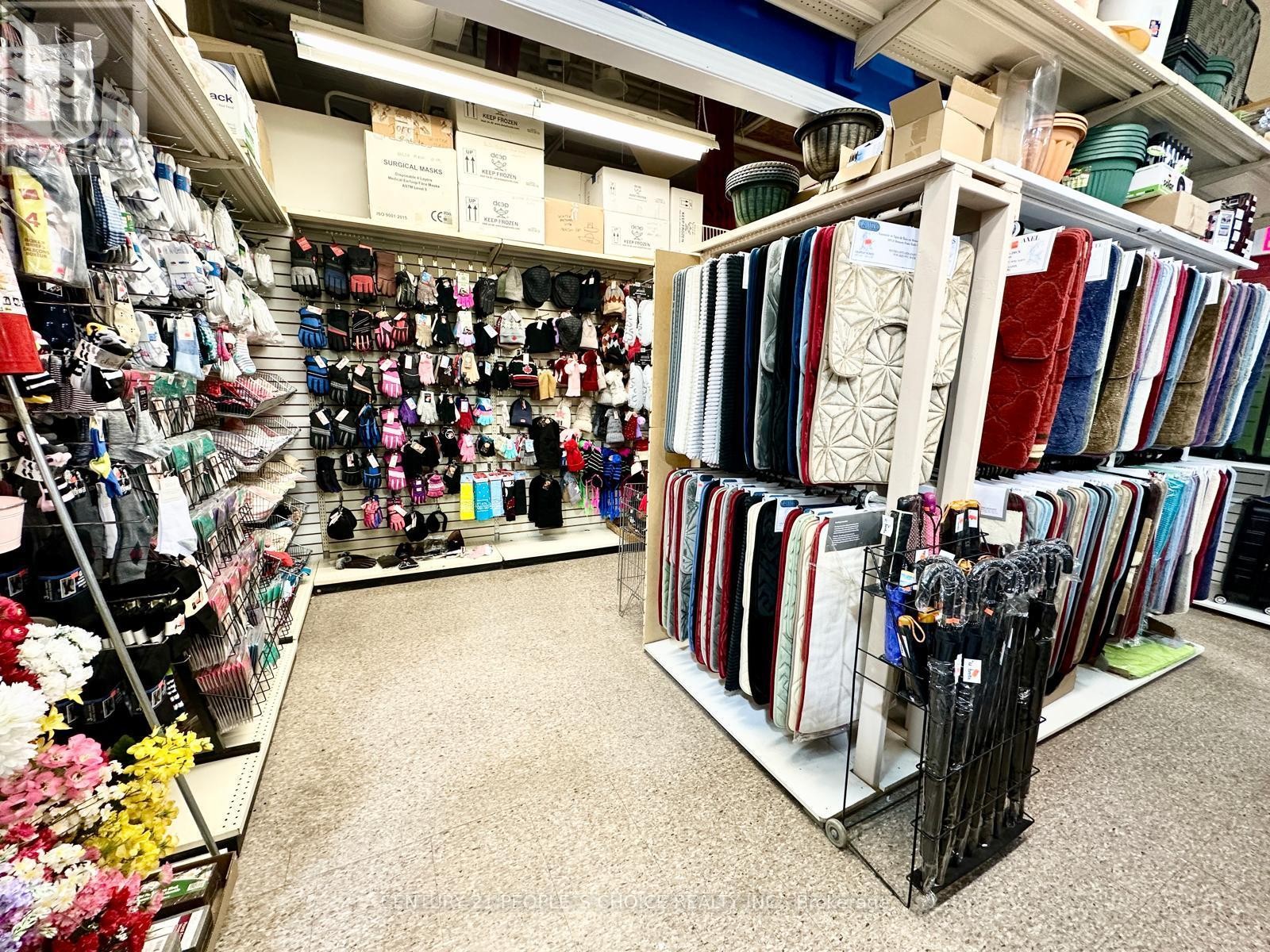 












120,121 - 5602 TENTH LINE W

,
Mississauga (Churchill Meadows),




Ontario
L5M7L9

