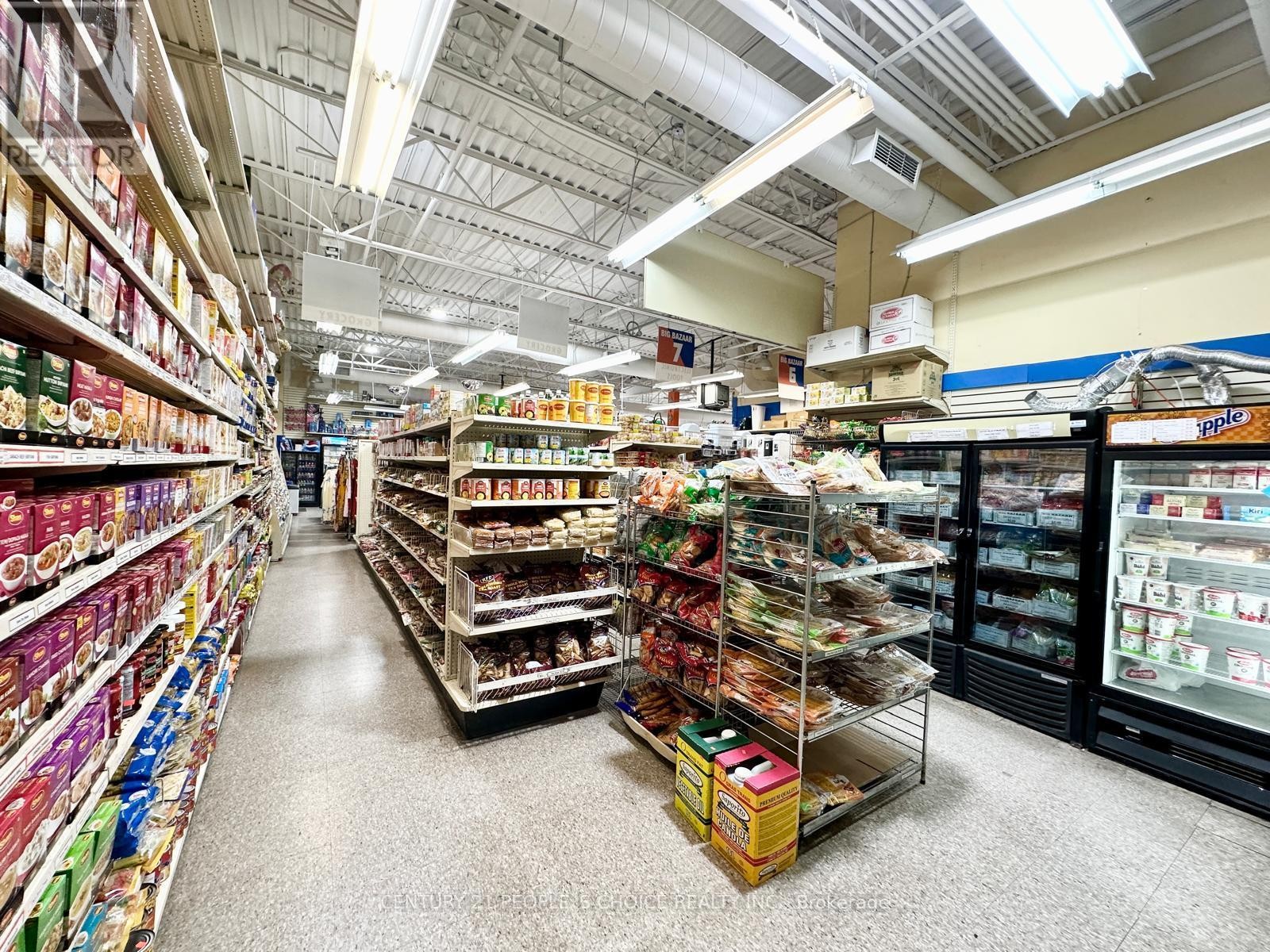 












120,121 - 5602 TENTH LINE W

,
Mississauga (Churchill Meadows),




Ontario
L5M7L9

