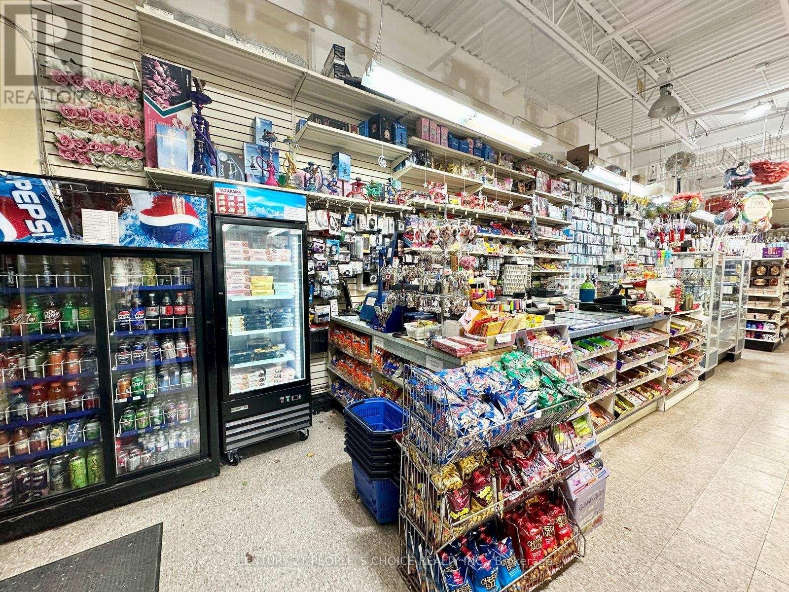 












120,121 - 5602 TENTH LINE W

,
Mississauga (Churchill Meadows),




Ontario
L5M7L9

