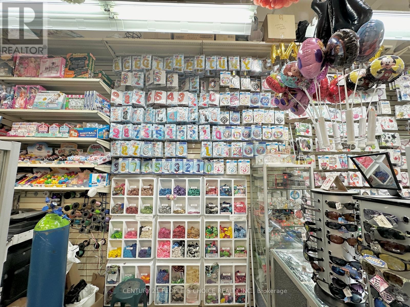 












120,121 - 5602 TENTH LINE W

,
Mississauga (Churchill Meadows),




Ontario
L5M7L9

