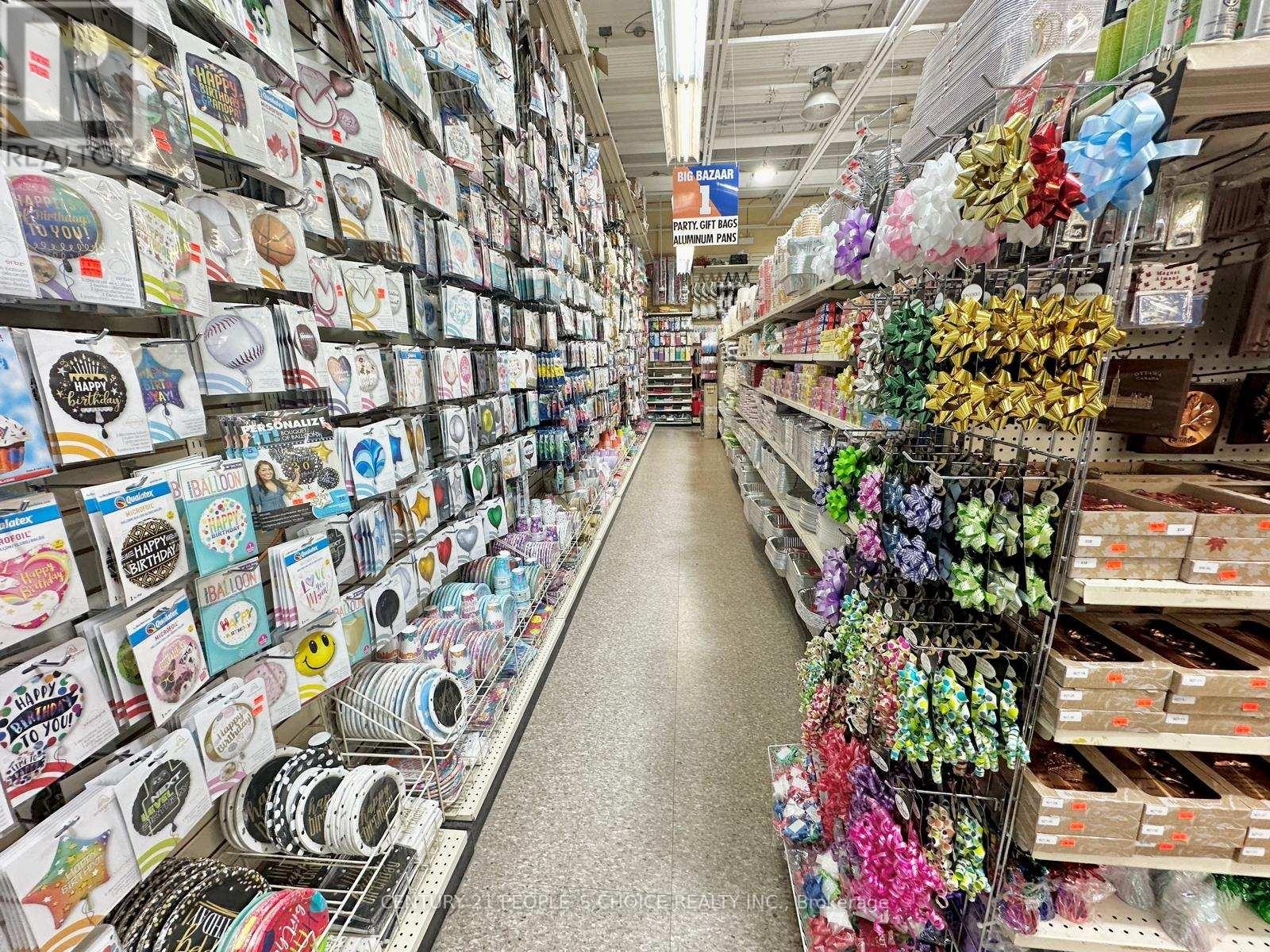 












120,121 - 5602 TENTH LINE W

,
Mississauga (Churchill Meadows),




Ontario
L5M7L9

