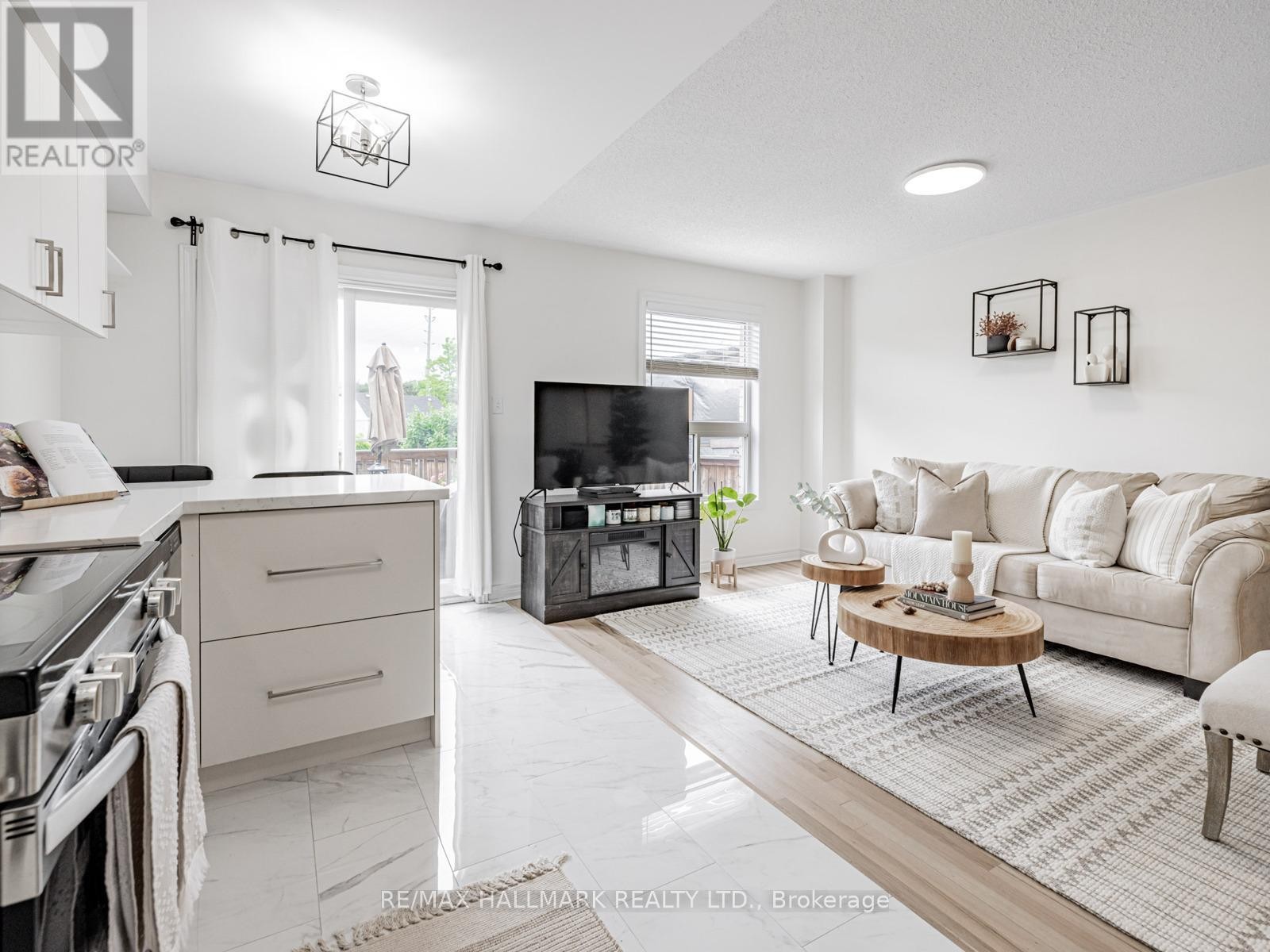












109 GRAPEVINE ROAD

,
Caledon (Bolton West),




Ontario
L7E2M6

