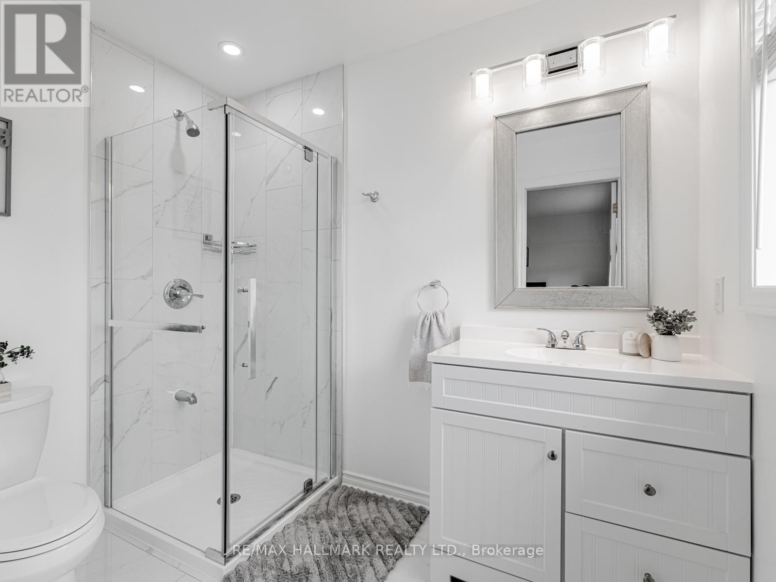 












109 GRAPEVINE ROAD

,
Caledon (Bolton West),




Ontario
L7E2M6

