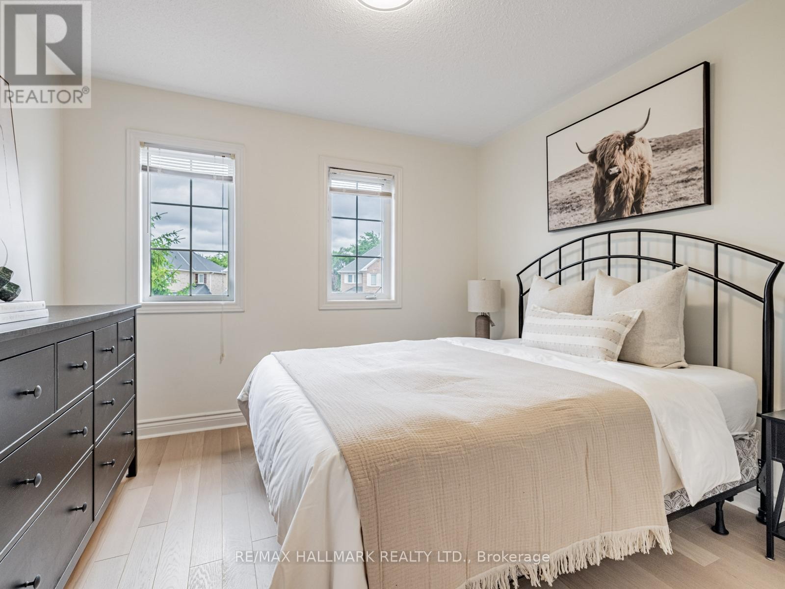 












109 GRAPEVINE ROAD

,
Caledon (Bolton West),




Ontario
L7E2M6

