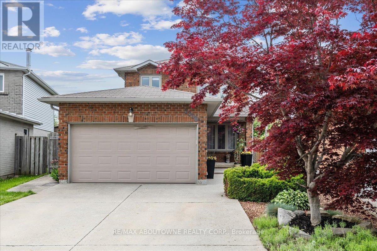 












3350 COLUMBINE CRESCENT

,
Mississauga (Lisgar),




Ontario
L5N6A8

