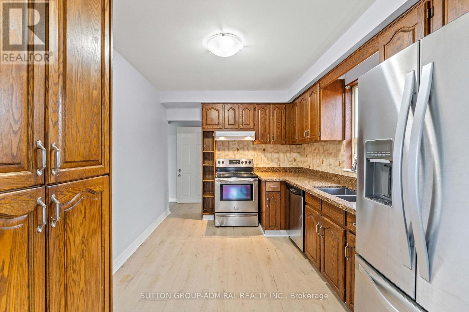 












21 PURCHASE PLACE

,
Toronto (Glenfield-Jane Heights),




Ontario
M3L1T9

