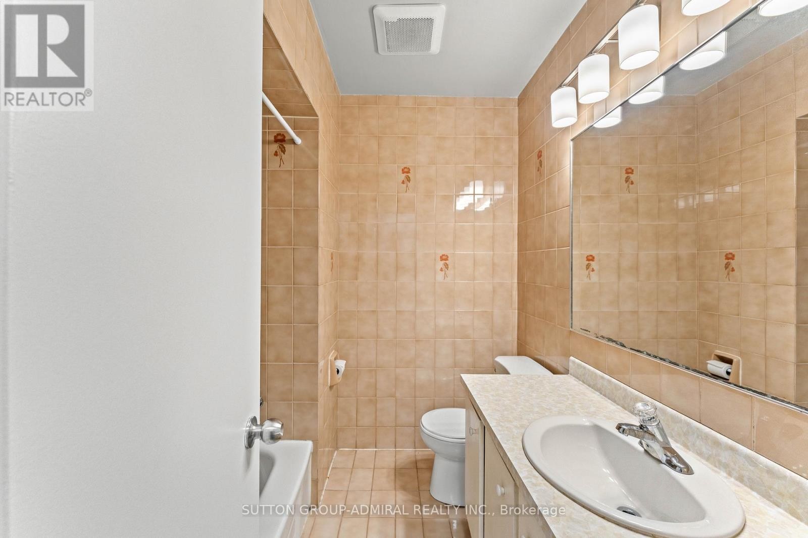 












21 PURCHASE PLACE

,
Toronto (Glenfield-Jane Heights),




Ontario
M3L1T9

