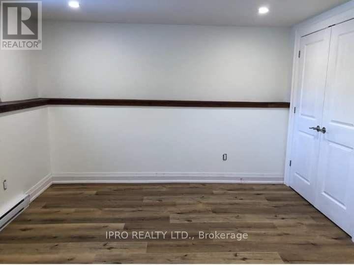 












LOWER - 35 QUARRY DRIVE

,
Orangeville,




Ontario
L9W3S6


