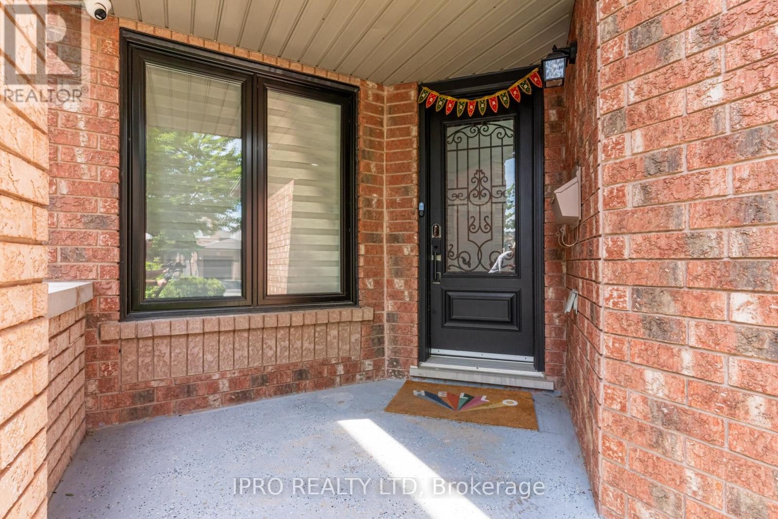 












3 FORESTGROVE CIRCLE

,
Brampton (Heart Lake East),




Ontario
L6Z4T2


