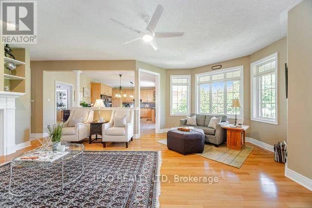 












37 LINKS LANE

,
Brampton (Credit Valley),




Ontario
L6Y5H2

