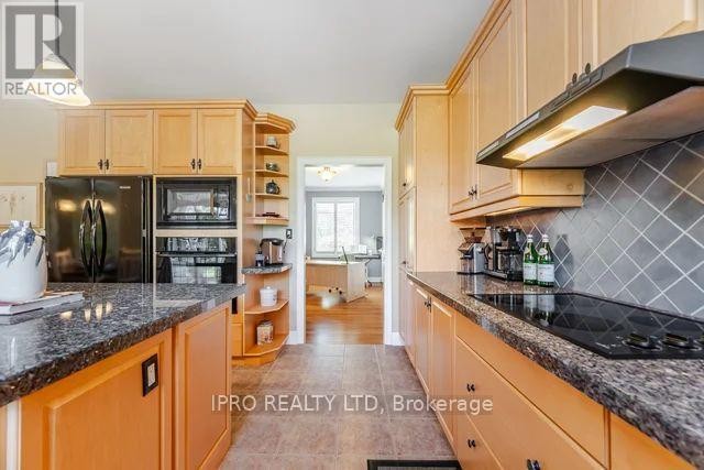 












37 LINKS LANE

,
Brampton (Credit Valley),




Ontario
L6Y5H2


