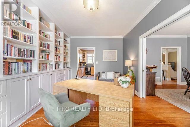 












37 LINKS LANE

,
Brampton (Credit Valley),




Ontario
L6Y5H2

