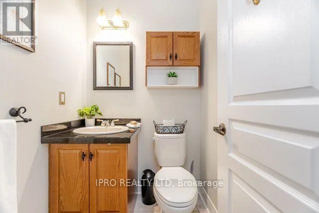 












37 LINKS LANE

,
Brampton (Credit Valley),




Ontario
L6Y5H2

