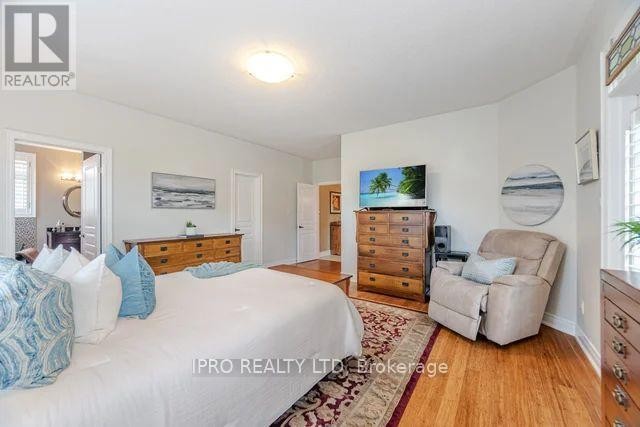 












37 LINKS LANE

,
Brampton (Credit Valley),




Ontario
L6Y5H2

