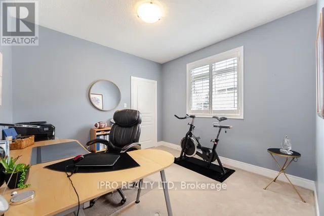 












37 LINKS LANE

,
Brampton (Credit Valley),




Ontario
L6Y5H2

