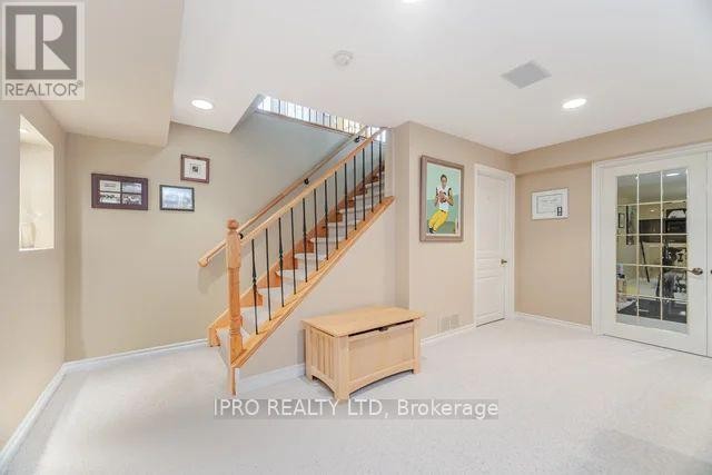 












37 LINKS LANE

,
Brampton (Credit Valley),




Ontario
L6Y5H2

