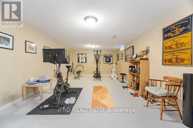 












37 LINKS LANE

,
Brampton (Credit Valley),




Ontario
L6Y5H2

