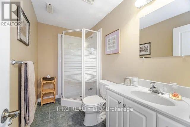 












37 LINKS LANE

,
Brampton (Credit Valley),




Ontario
L6Y5H2

