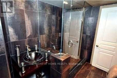 












46 JACKSON AVENUE

,
Toronto (Kingsway South),




Ontario
M8X2J4

