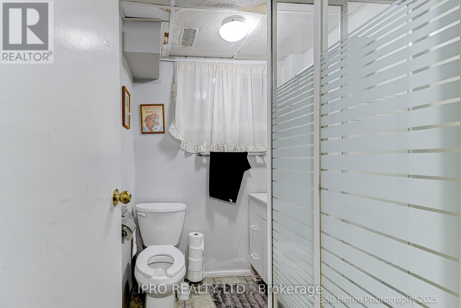 












5543 TURNEY DRIVE

,
Mississauga (Streetsville),




Ontario
L5M1A2

