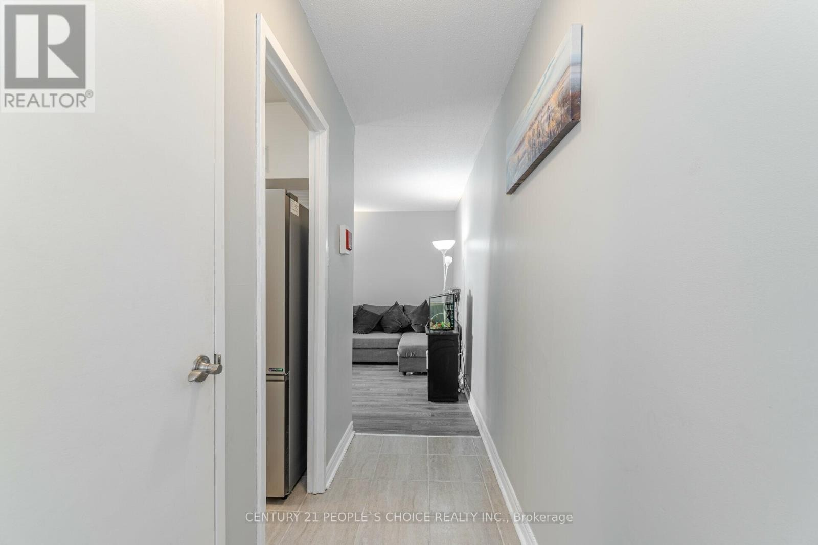 












205 - 3065 QUEEN FREDERICA DRIVE

,
Mississauga (Applewood),




Ontario
L4Y3A3

