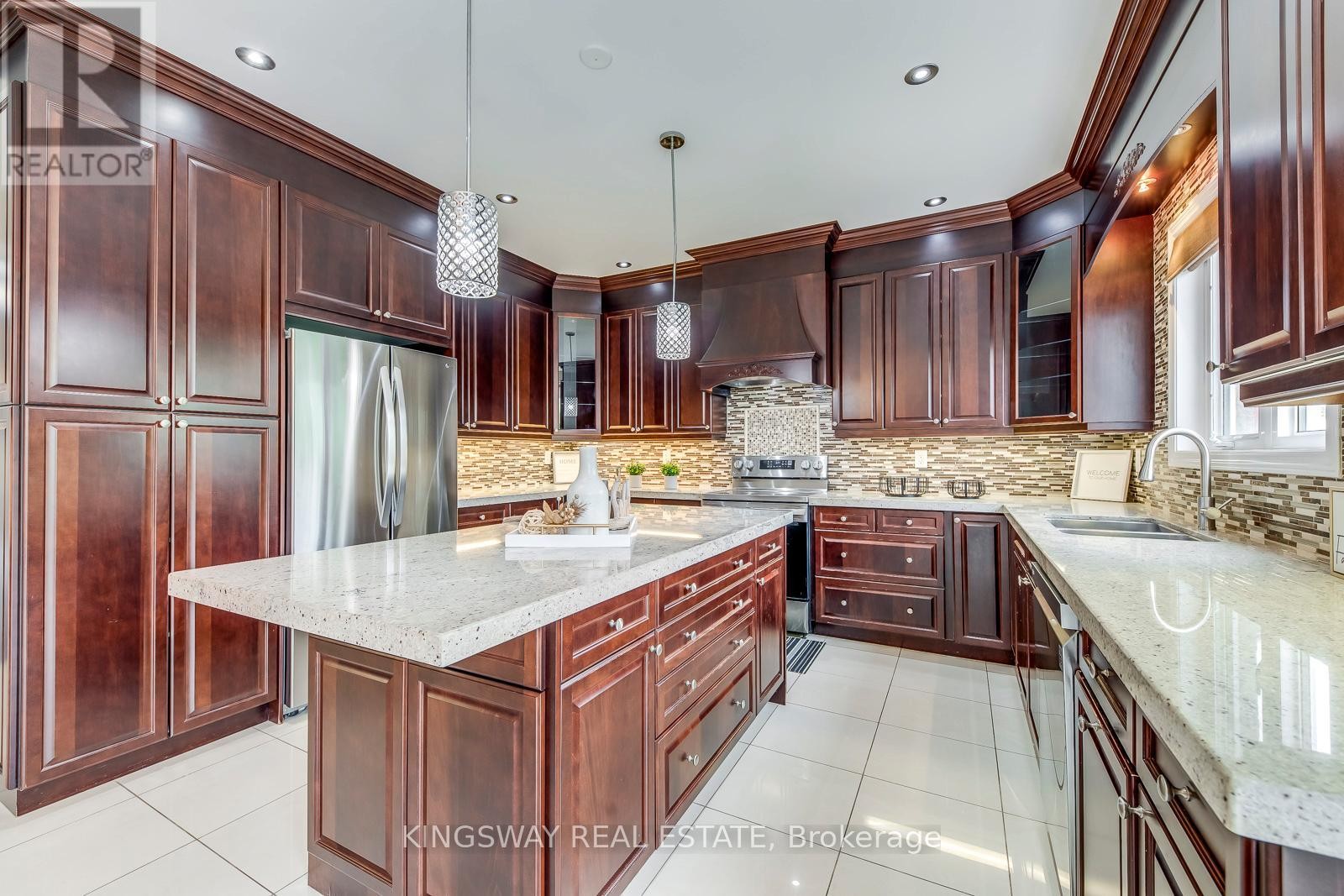












2382 MILLSTONE DRIVE

,
Oakville (WM Westmount),




Ontario
L6M0K6

