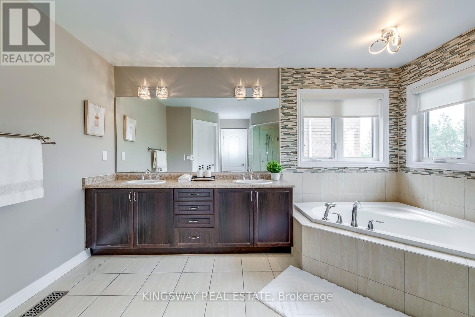 












2382 MILLSTONE DRIVE

,
Oakville (WM Westmount),




Ontario
L6M0K6

