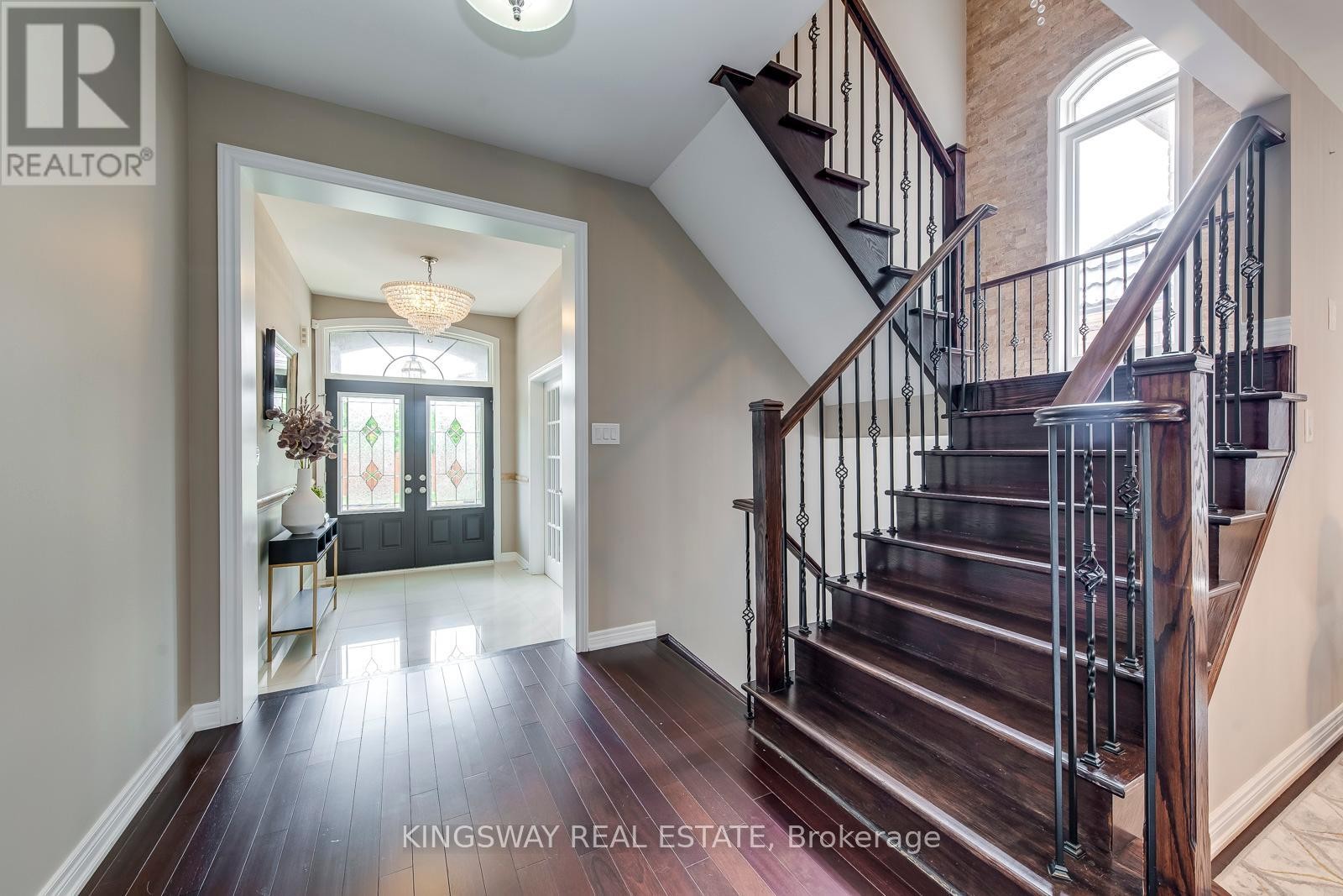 












2382 MILLSTONE DRIVE

,
Oakville (WM Westmount),




Ontario
L6M0K6

