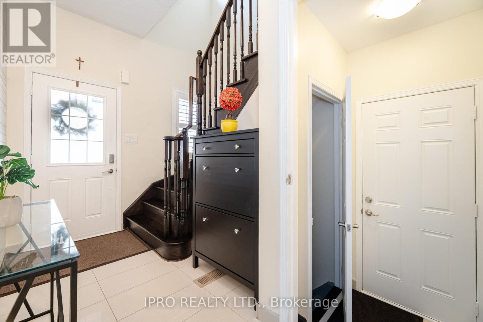 












14 DUFFEL CRESCENT

,
Halton Hills (Georgetown),




Ontario
L7G0H7

