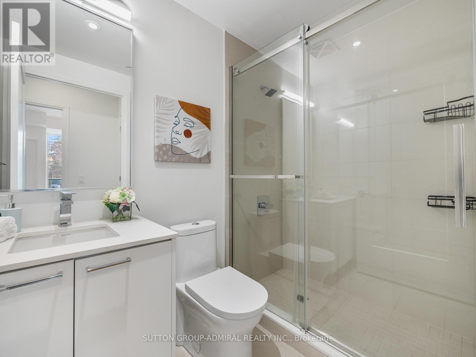












218 - 293 THE KINGSWAY

,
Toronto (Edenbridge-Humber Valley),




Ontario
M9A0E8

