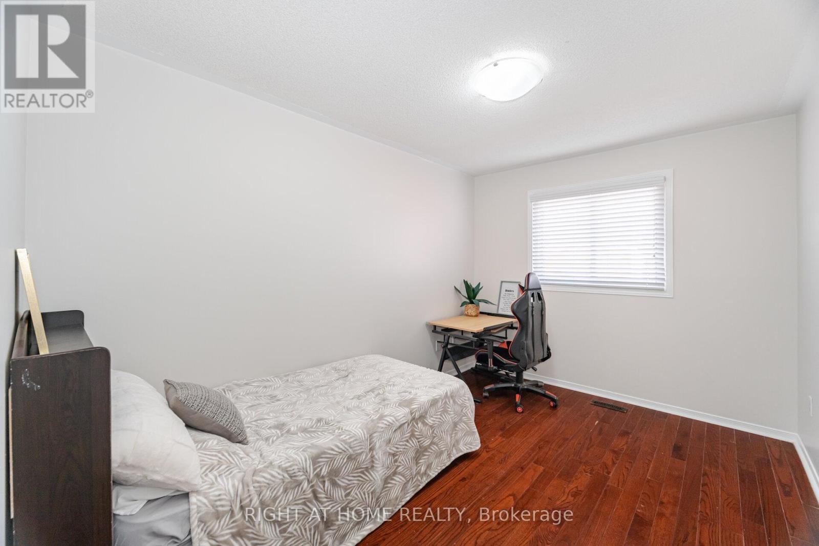 












4793 ROSEBUSH ROAD

,
Mississauga (East Credit),




Ontario
L5M5N2

