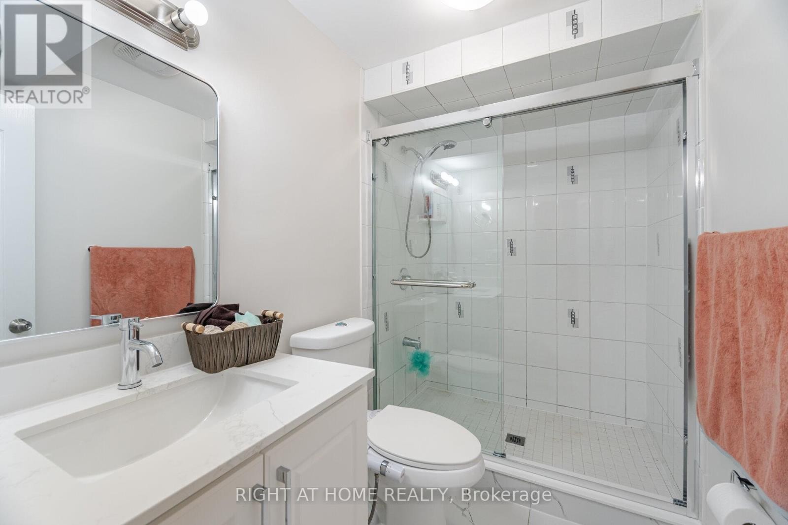 












4793 ROSEBUSH ROAD

,
Mississauga (East Credit),




Ontario
L5M5N2

