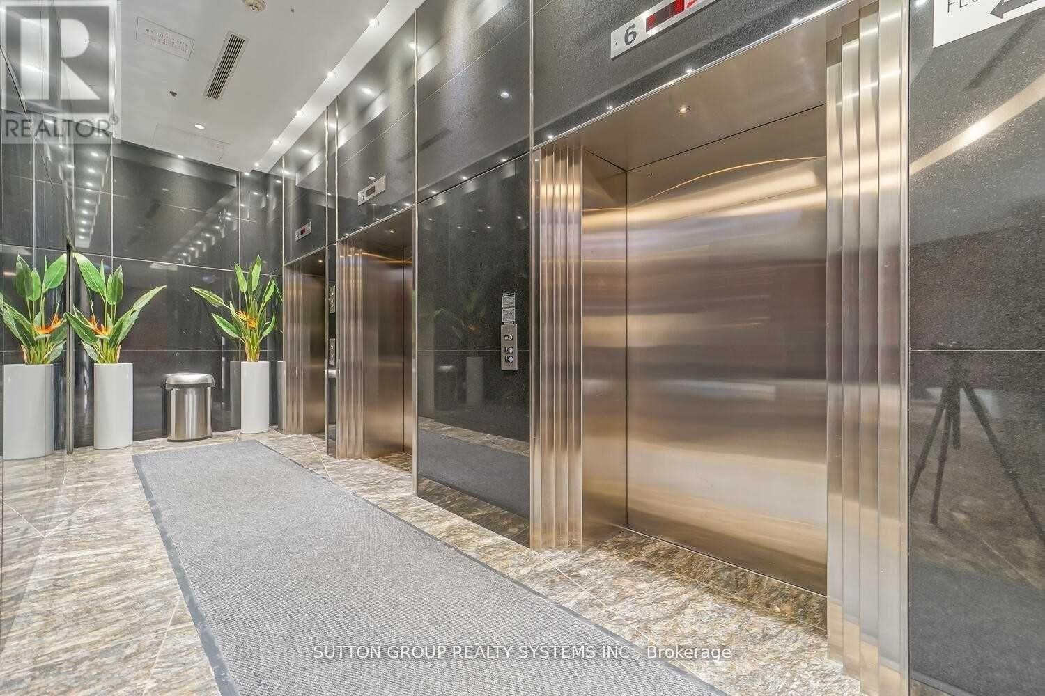 












#1007 - 50 ABSOLUTE AVENUE

,
Mississauga (City Centre),




Ontario
L4Z0A9

