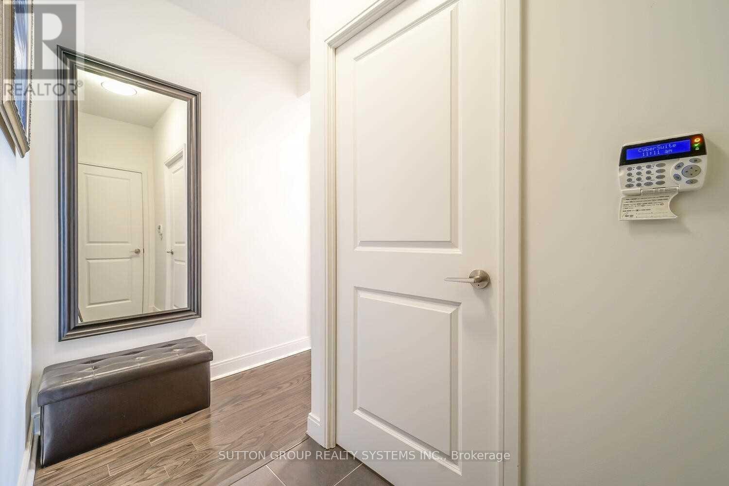 












#1007 - 50 ABSOLUTE AVENUE

,
Mississauga (City Centre),




Ontario
L4Z0A9

