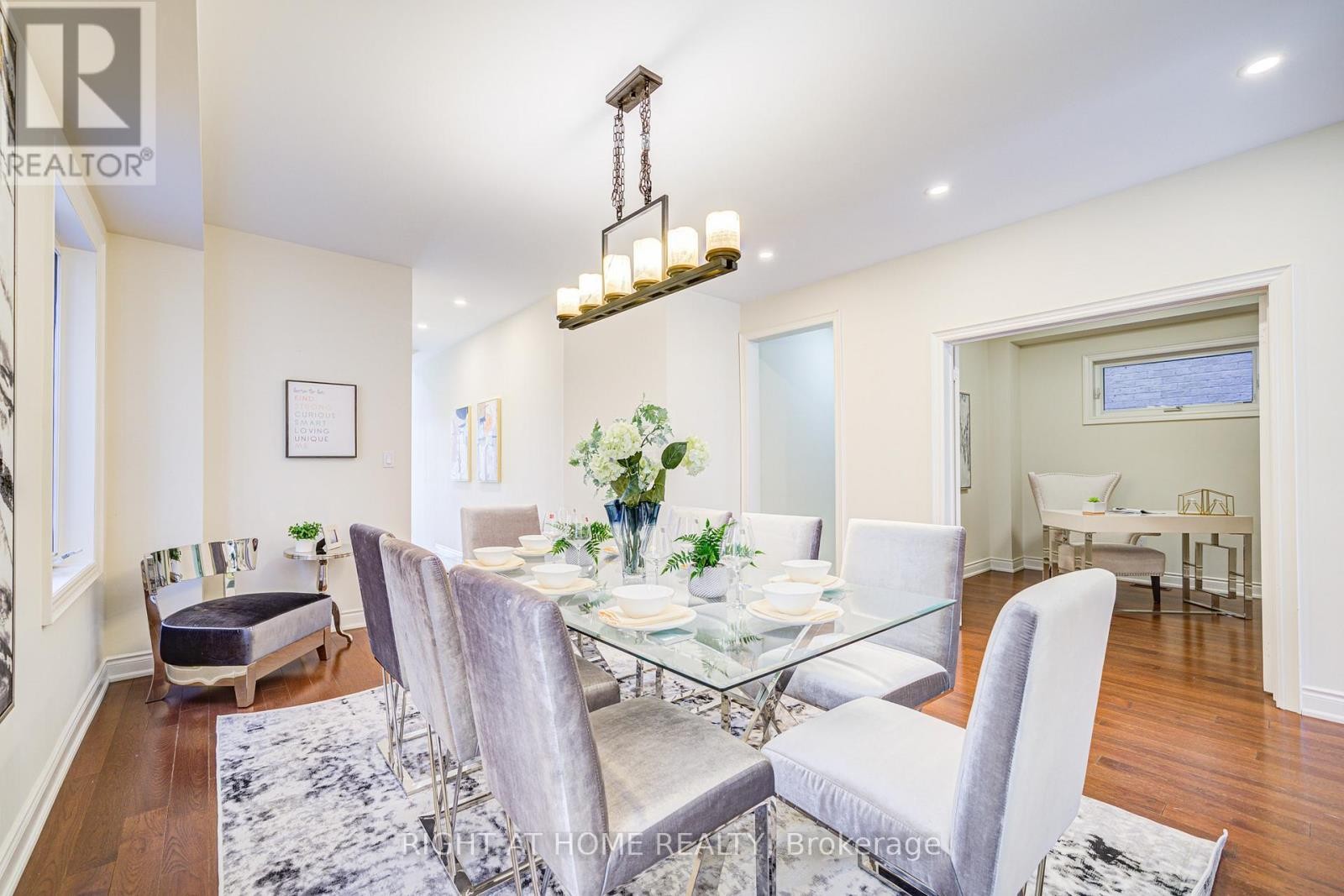 












498 WHEAT BOOM DRIVE

,
Oakville (JM Joshua Meadows),




Ontario
L6H0S7

