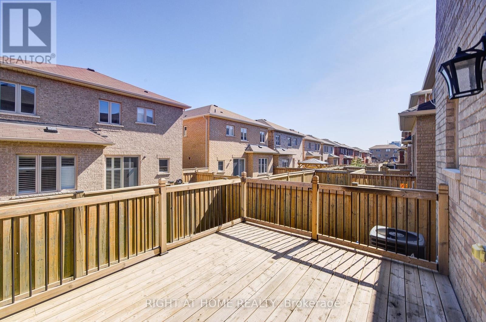 












498 WHEAT BOOM DRIVE

,
Oakville (JM Joshua Meadows),




Ontario
L6H0S7

