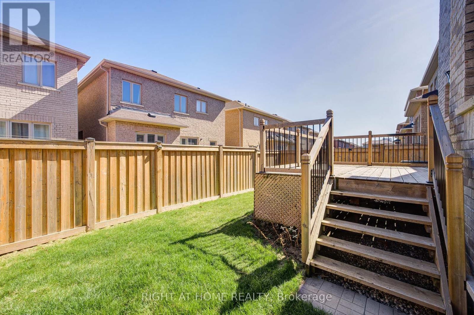 












498 WHEAT BOOM DRIVE

,
Oakville (JM Joshua Meadows),




Ontario
L6H0S7

