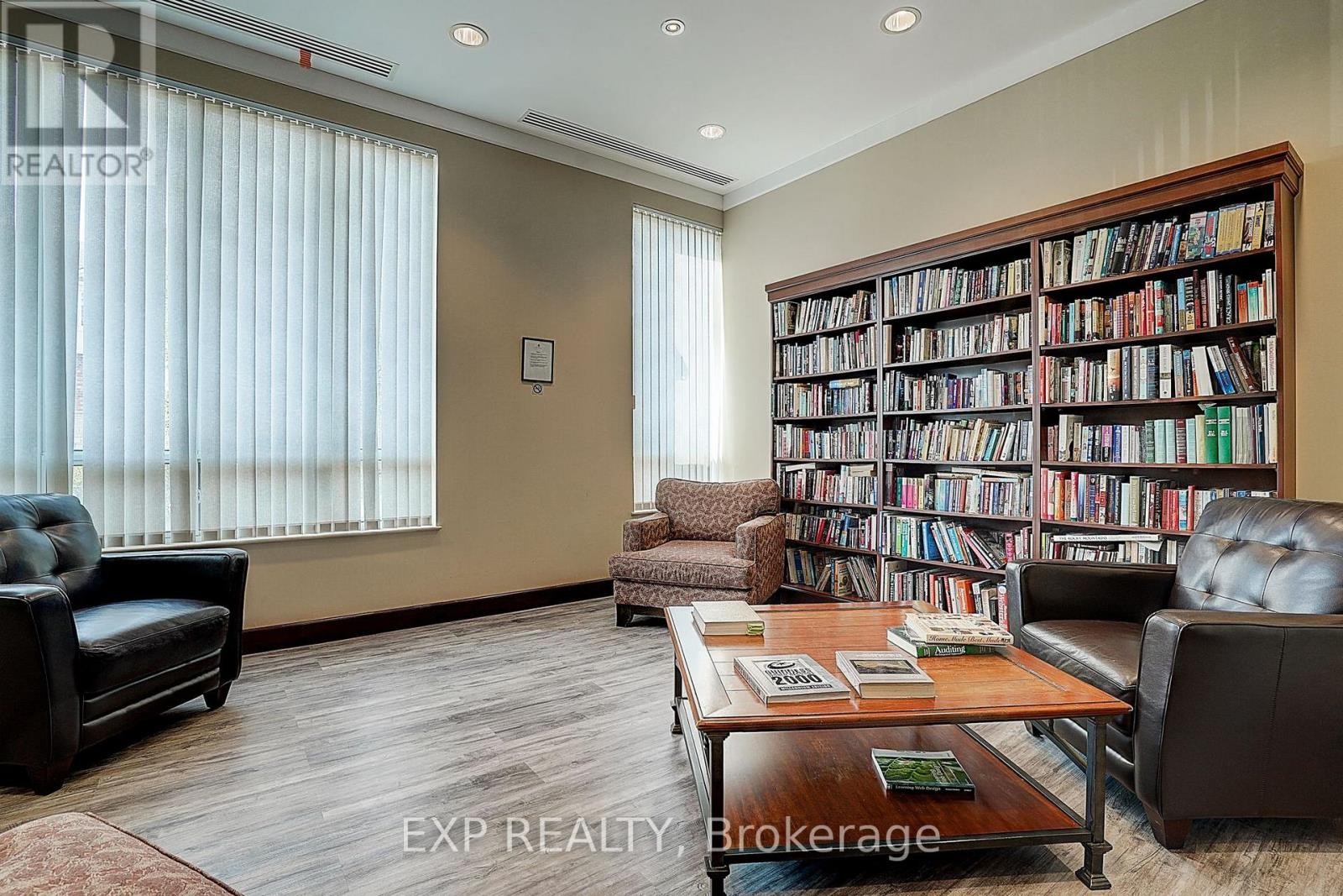 












1111 - 1359 RATHBURN ROAD E

,
Mississauga (Rathwood),




Ontario
L4W5P7

