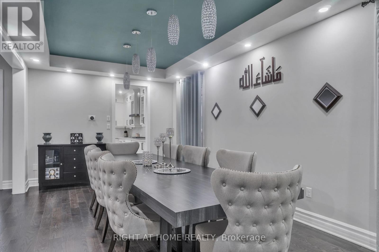 












39 WALBROOK ROAD

,
Brampton (Credit Valley),




Ontario
L6X4N4

