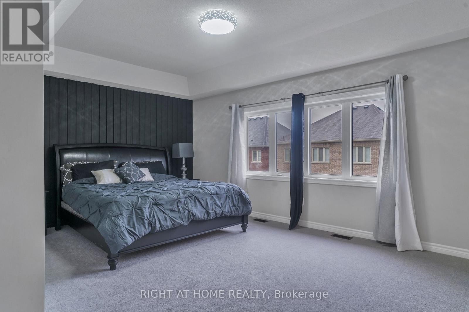 












39 WALBROOK ROAD

,
Brampton (Credit Valley),




Ontario
L6X4N4

