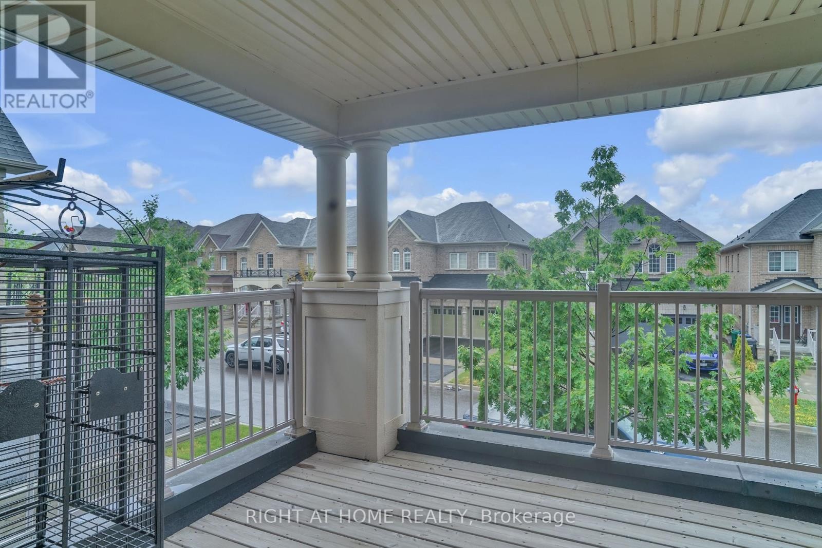 












39 WALBROOK ROAD

,
Brampton (Credit Valley),




Ontario
L6X4N4

