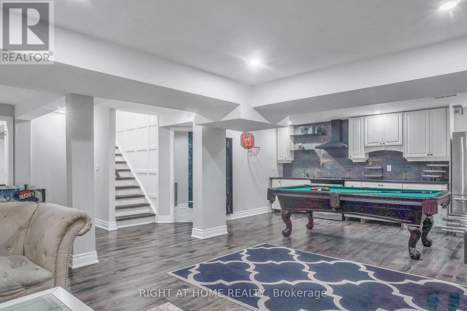 












39 WALBROOK ROAD

,
Brampton (Credit Valley),




Ontario
L6X4N4

