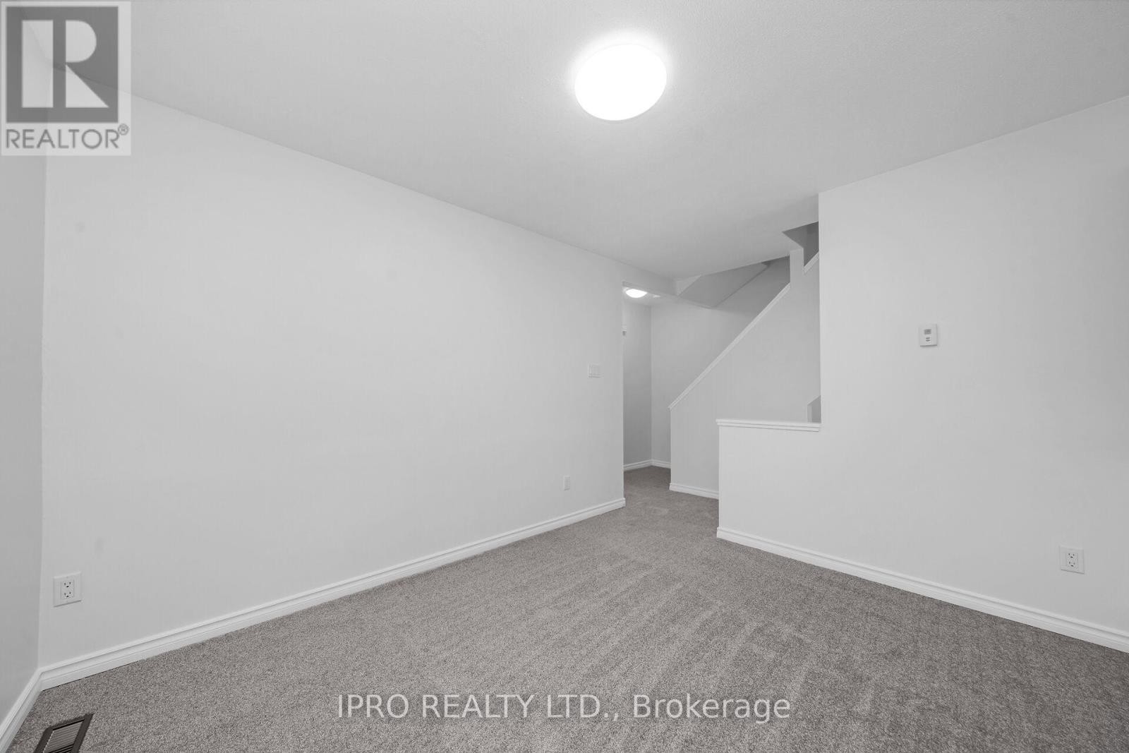 












20 - 550 CHILDS DRIVE

,
Milton (TM Timberlea),




Ontario
L9T3P3

