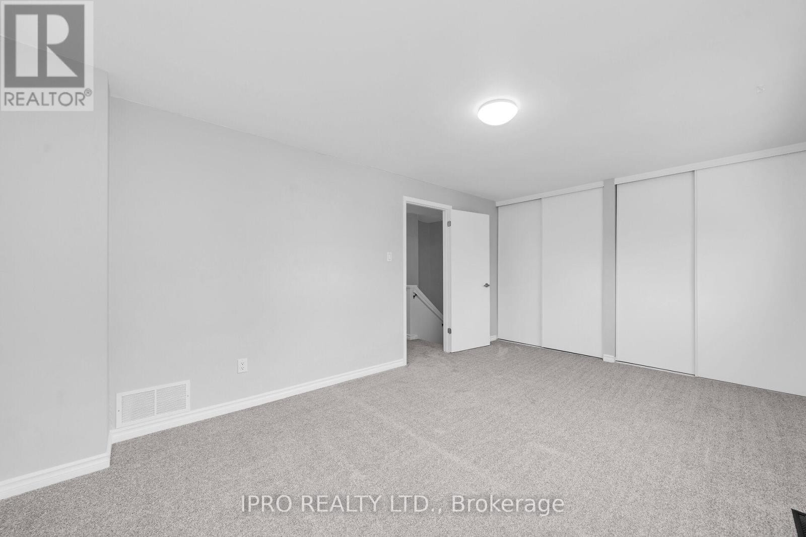 












20 - 550 CHILDS DRIVE

,
Milton (TM Timberlea),




Ontario
L9T3P3

